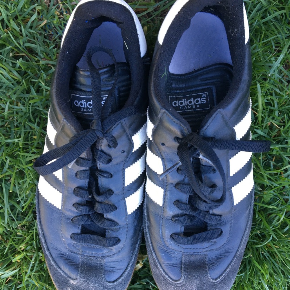 Men’s Adidas Samba Indoor Soccer Shoes, Size 8
